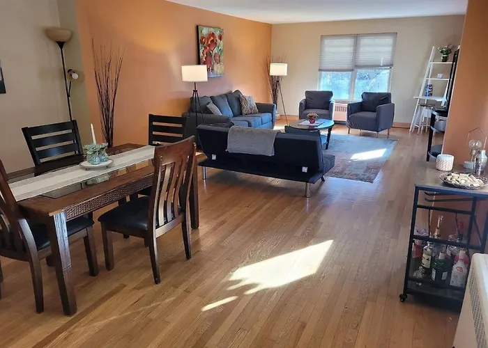 Apartment Great Getaway 2 Bedrooms Sleeps 1 To 4 *